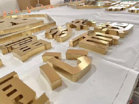 洛南拉丝不锈钢字的特点。